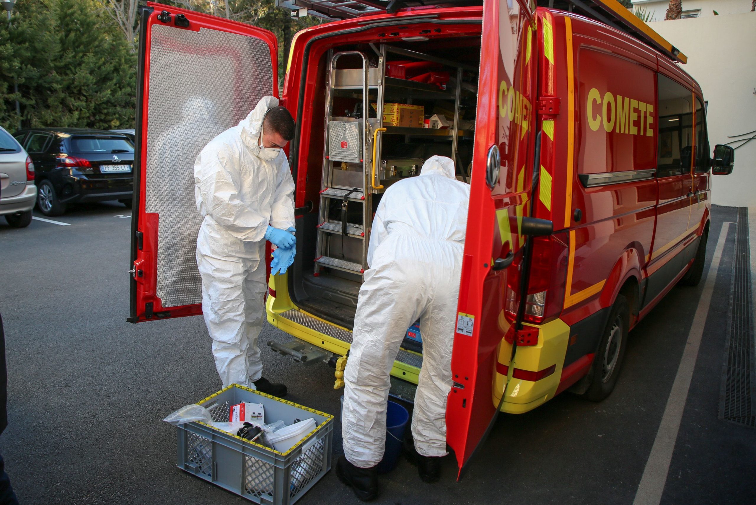 Franța prelungește din nou starea de urgență. Decizia a fost luată de Parlament