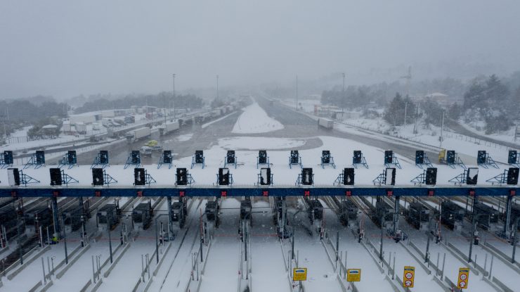 Grecia suspendă circulația rutieră pe autostradă din cauza fenomenului MEDEEA