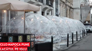 Igluurile de la Cluj sunt ilegale. Poliţia a cerut patronilor de restaurante să le demoleze