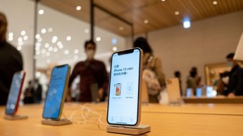 iPhone 12 Mini devine istorie. Motivul pentru care Apple a decis să nu îl mai producă