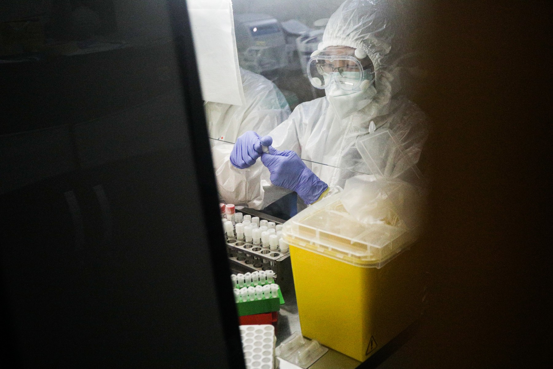 Ce s-a întâmplat cu cei care au spus adevărul despre începutul pandemiei. Bogdan Nicolae: „Mulți dintre ei sunt dispăruți”