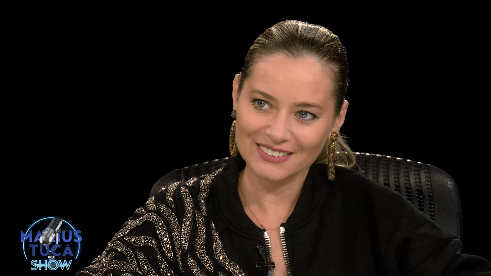 Laura Cosoi a cumpărat o casă veche de 100 de ani. Unde intenționează să o relocheze: „Este aproape de aeroport, ai spitale, magazin, biserici”