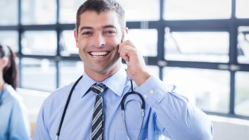 Primul „oraș medical” deschis în România. Fondator: „Intri şi ieşi sănătos afară”. Cât costă un abonament lunar