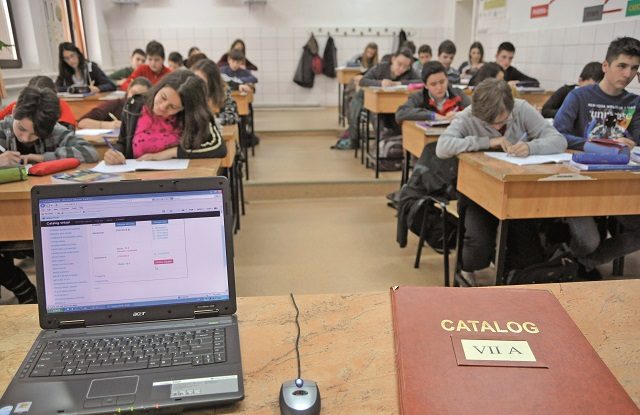 Pericolul din școli: 85% dintre clădirile şcolare din România nu au autorizaţie pentru securitate la incendiu