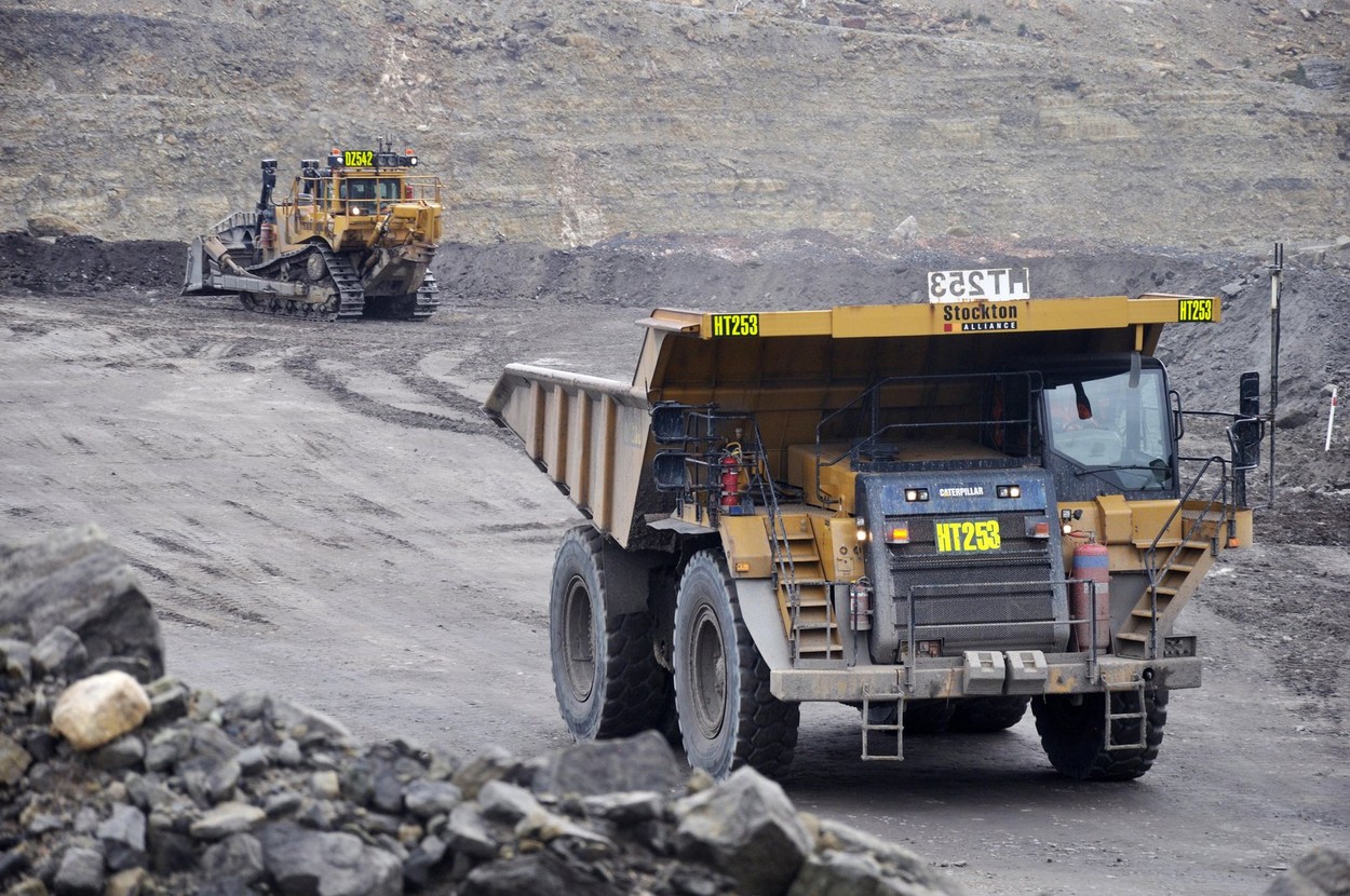 China vrea să limiteze exportul de minerale din pământuri rare. Cum îi afectează pe americani această decizie