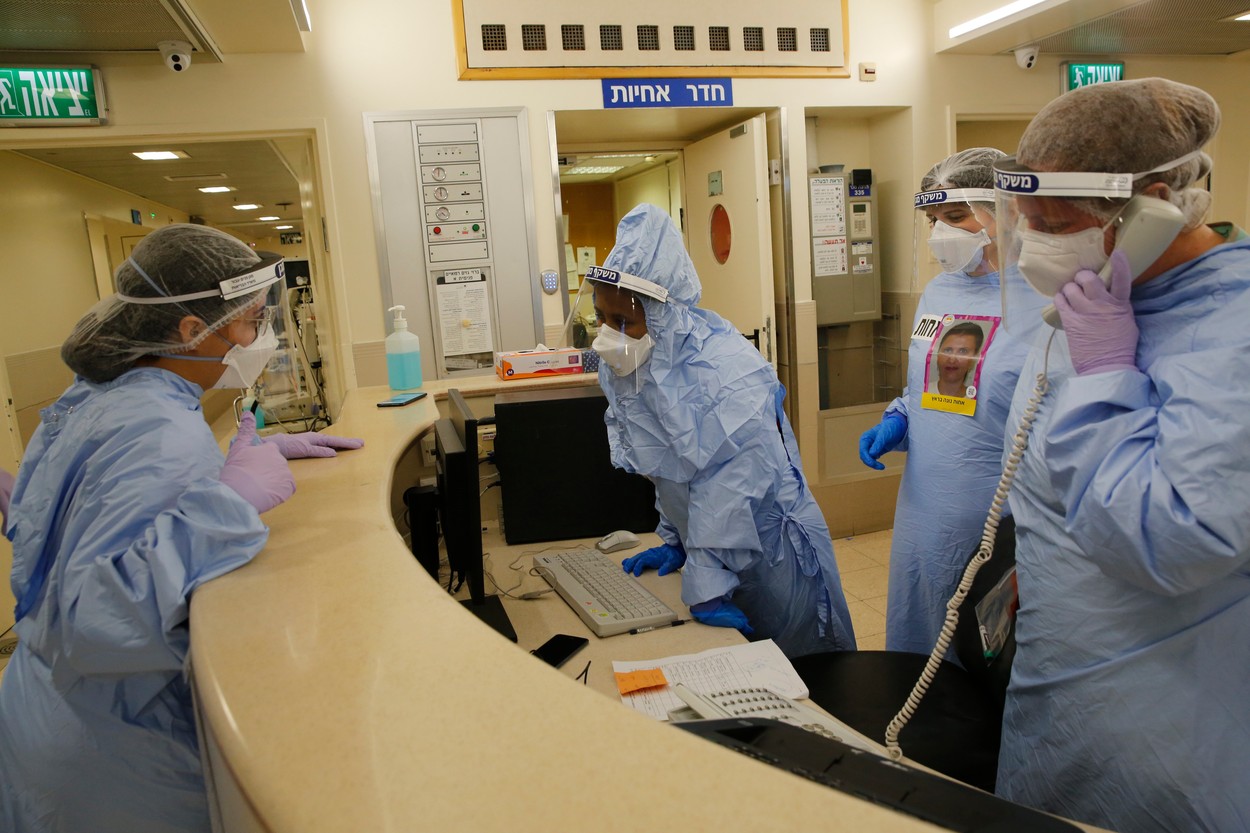 Israel: „Ne pregătim pentru scenariul pesimist, conform căruia va fi necesar să reînnoim vaccinurile la fiecare șase luni”