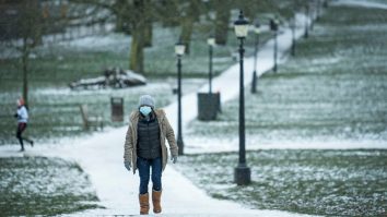 Coronavirusul „îngheață” în fața gerului, arată un studiu:  „Picăturile, aerosolii, nu mai rămân în suspensie”