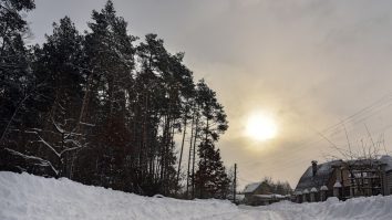 Un ucrainean a semnalat o crimă fictivă cu speranța că poliția îi va curăța drumul acoperit de zăpadă