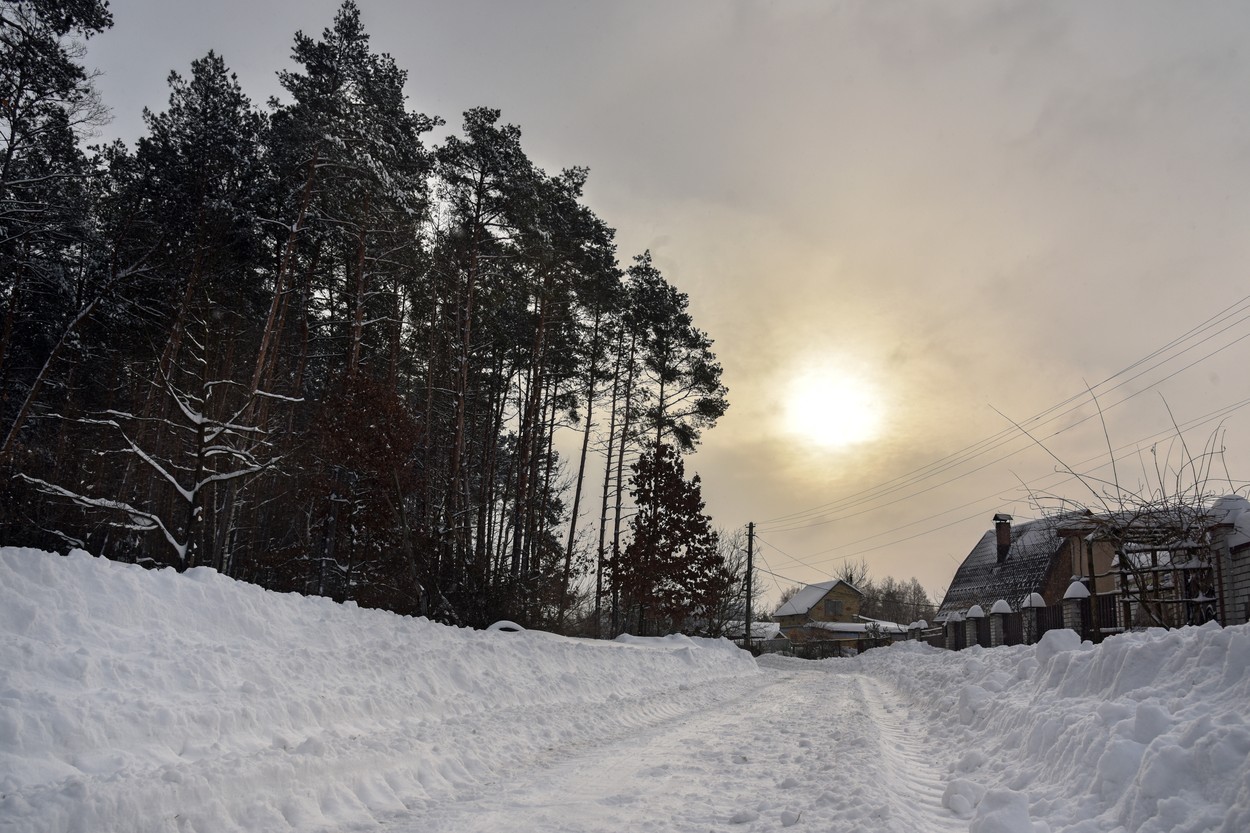 Un ucrainean a semnalat o crimă fictivă cu speranța că poliția îi va curăța drumul acoperit de zăpadă