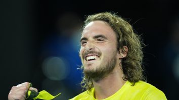 Tsitsipas revine spectaculos de la 0-2 la seturi și câștigă în fața lui Nadal la Australian Open. Va juca în semifinale cu Medvedev
