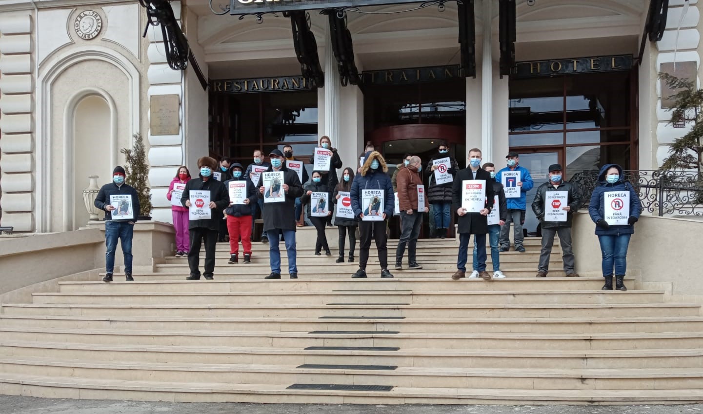 Antreprenorii au protestat în toată țara. Guvernul condus de Cîțu întârzie să le plătească ajutorul promis