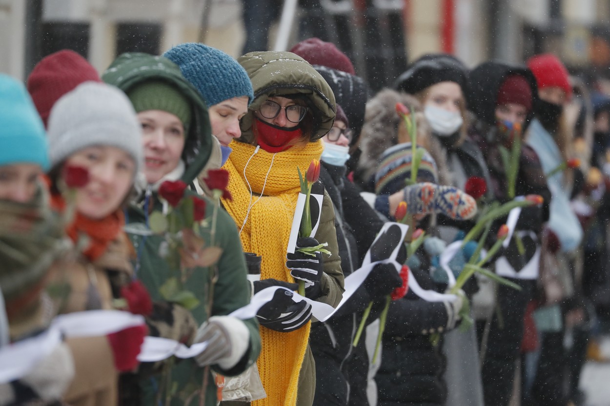Susținătorii lui Navalnîi, manifestații inedite de Ziua Îndrăgostiților, în toată Rusia