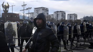 Protest violent în Skopje, după ce cinci albanezi au fost condamnați pentru fapte de terorism