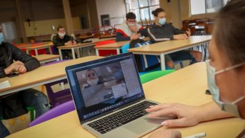 Educația juridică, cerută în școlile din România. Profesor: „Absolvenții nu au cunoștințe cu privire la cum funcționează statul“