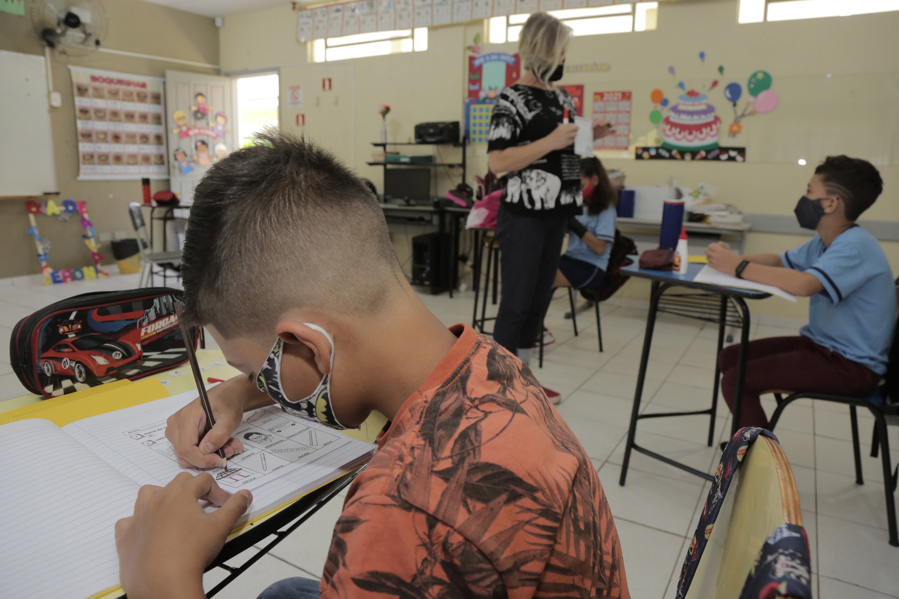 Portugalia investește 400 de milioane de euro în programe de digitalizare a educației. Cum stă România la acest capitol