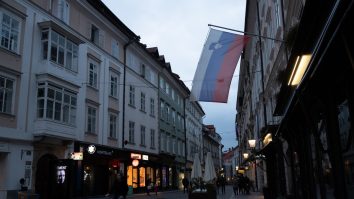 Slovenia își redeschide granițele după 4 luni de lockdown. Pentru ce țări rămân valabile restricții