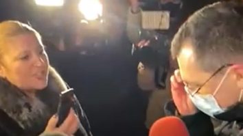 Șoșoacă, scandal la „Marius Nasta“: „Domnule Voiculescu, e adevărat că aceste incendii sunt folosite pentru a privatiza sistemul sanitar?“. VIDEO