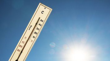 Termometru pentru măsurarea temperaturii meteo.