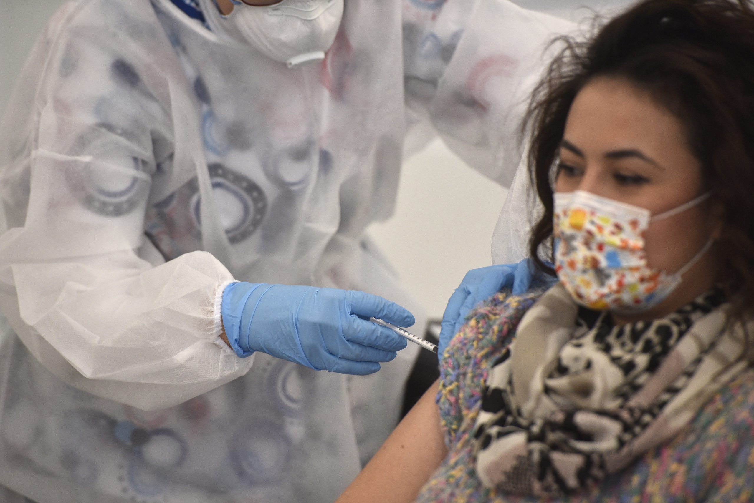 Bilanţul campaniei de vaccinare: Aproape 40.000 de persoane au fost vaccinate. S-au înregistrat 93 de reacţii adverse