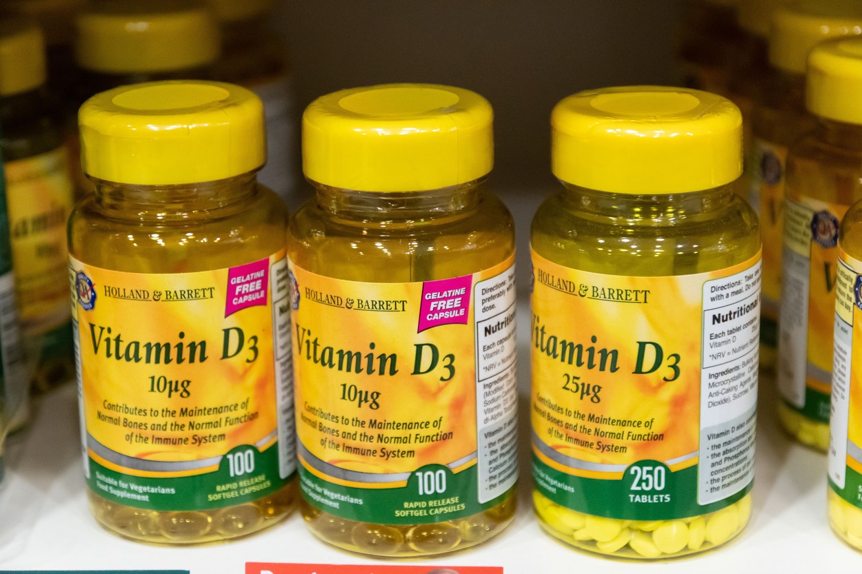 Beneficiile vitaminei D. Scade riscul de deces cu 60%, dar poate avea și efecte negative dacă e luată în cantități mari