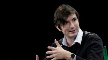 Cine este Vladimir Tenev, CEO-ul platformei de trading Robinhood aflată în centrul scandalului de pe Reddit