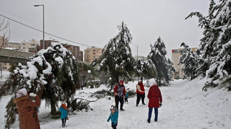 Zăpada, motiv de bucurie în Iordania. Cum au reacționat localnicii