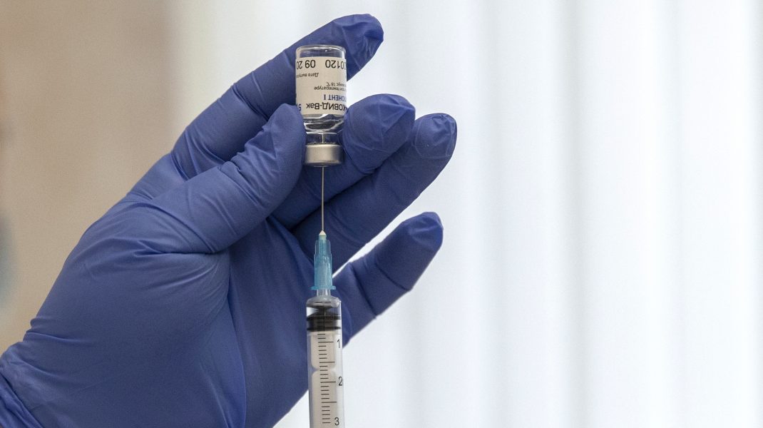 Bilanțul vaccinării. Aproape 51.000 de români, vaccinați în ultimele 24 de ore. Au apărut peste 200 de reacții adverse