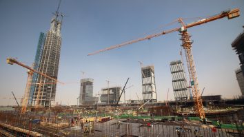 Egiptul îşi schimbă capitala. Un oraș întreg a fost construit de la zero în deșert. VIDEO