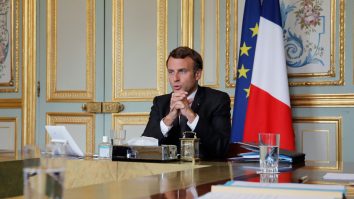 Franţa vrea condamnarea Iranului la nivel internaţional. Uniunea Europeană este mai indulgentă