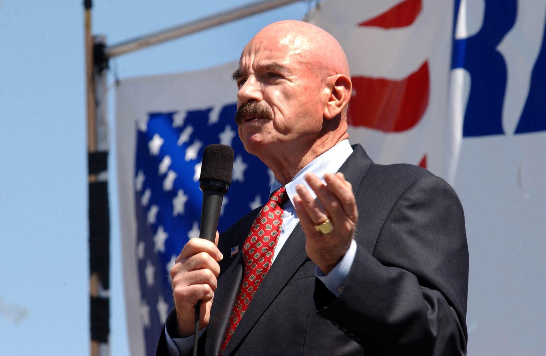 G. Gordon Liddy, omul din spatele operațiunii Watergate, s-a stins la 90 de ani