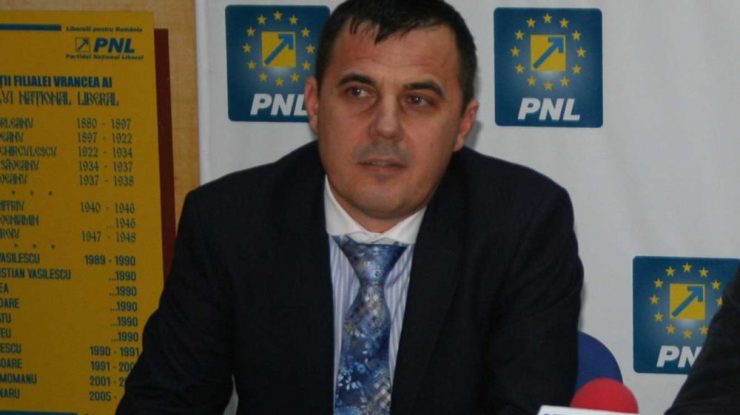 Fost ministru, în stare gravă după ce a fost lovit de o macara