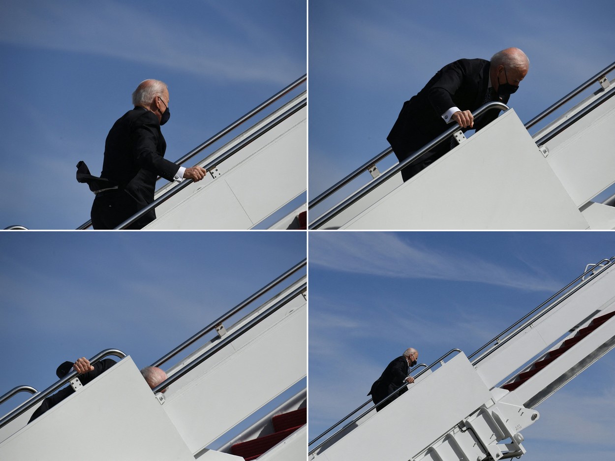 VIDEO. Momentul în care Joe Biden se împiedică de câteva ori și cade în timp ce urcă scara de la Air Force One