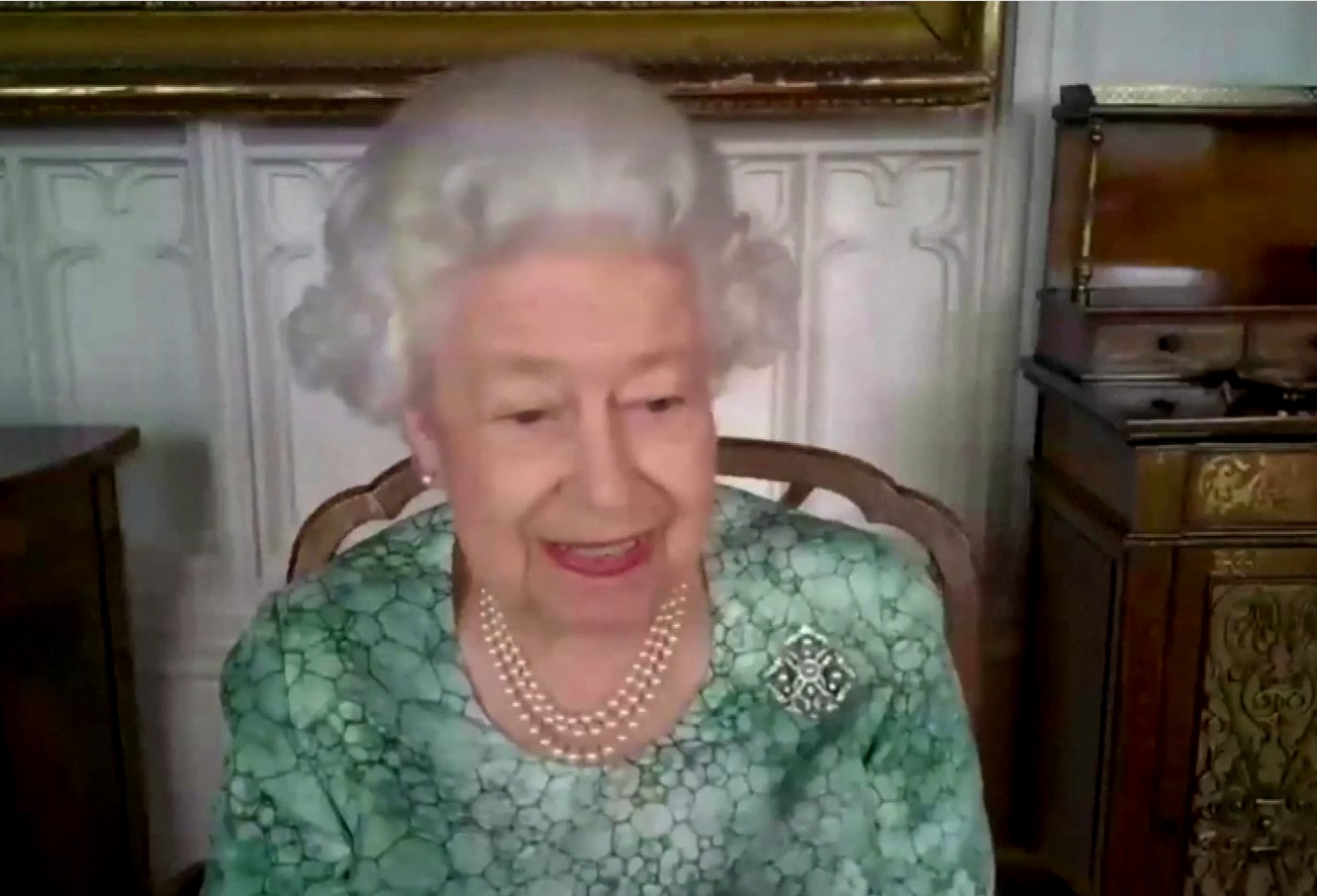 Prima apariţie a reginei Elisabeta după interviul lui Harry şi Meghan Markle