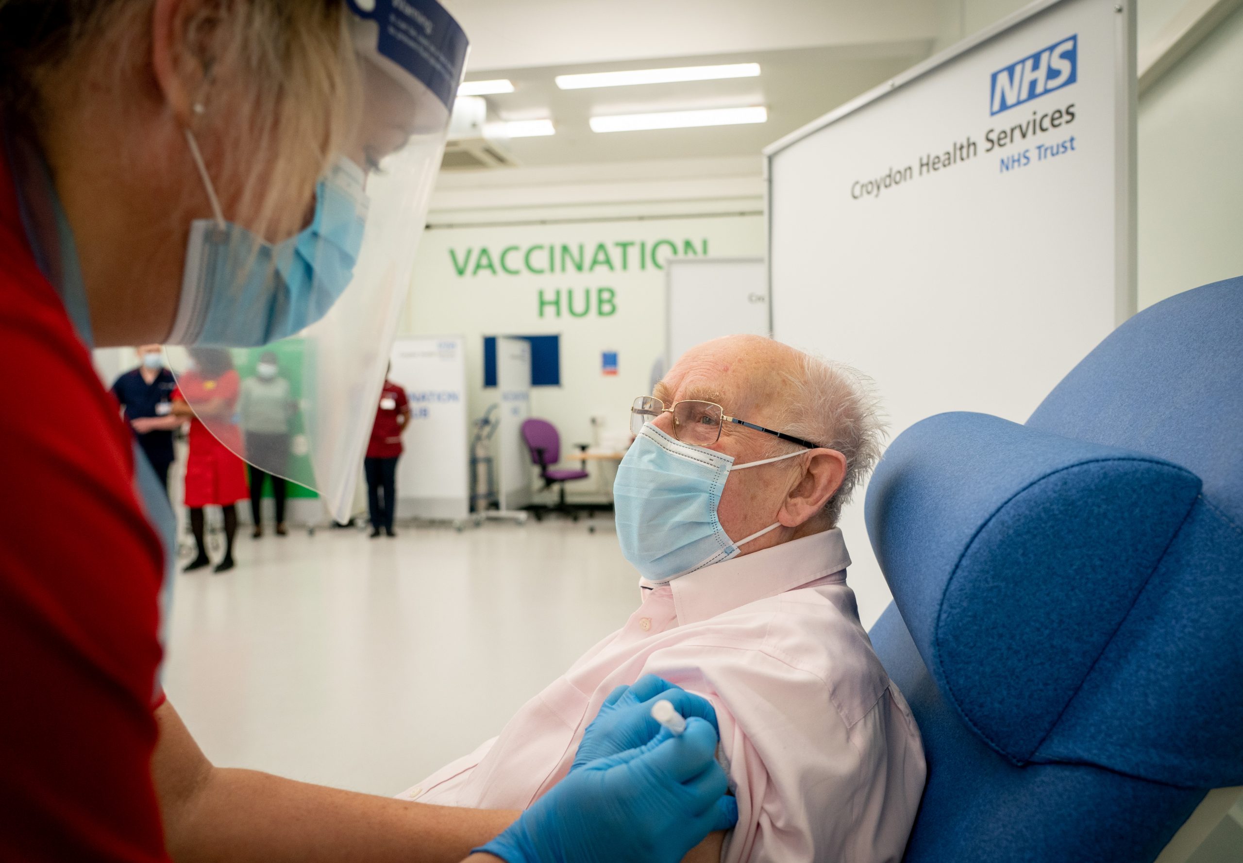 STUDIU. Vaccinul Pfizer nu crește riscul bolilor cardiovasculare la persoanele de peste 75 de ani