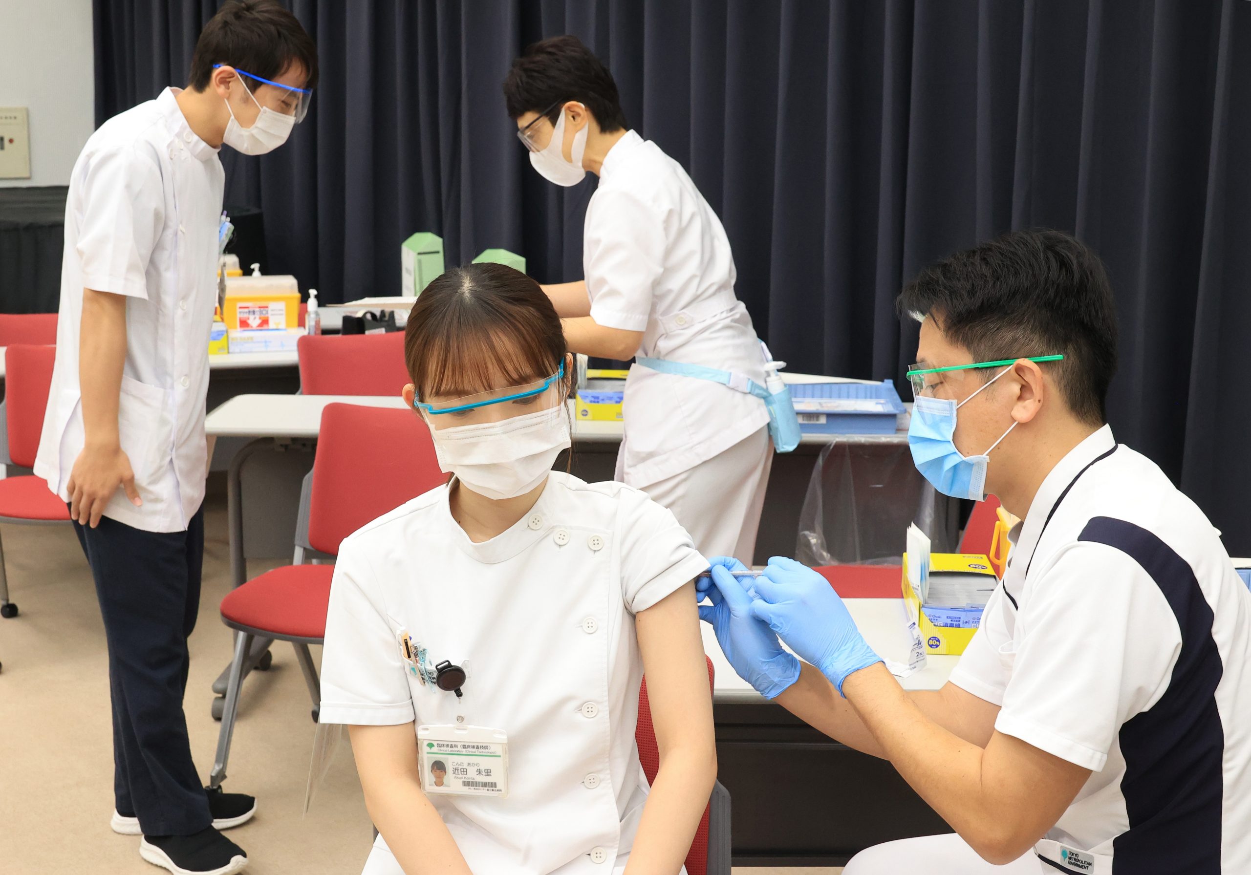 Вакцины японии. Вакцинирование в Японии. Вакцинация в Японии. Здравоохранение в Японии. Министерство здравоохранения Японии.