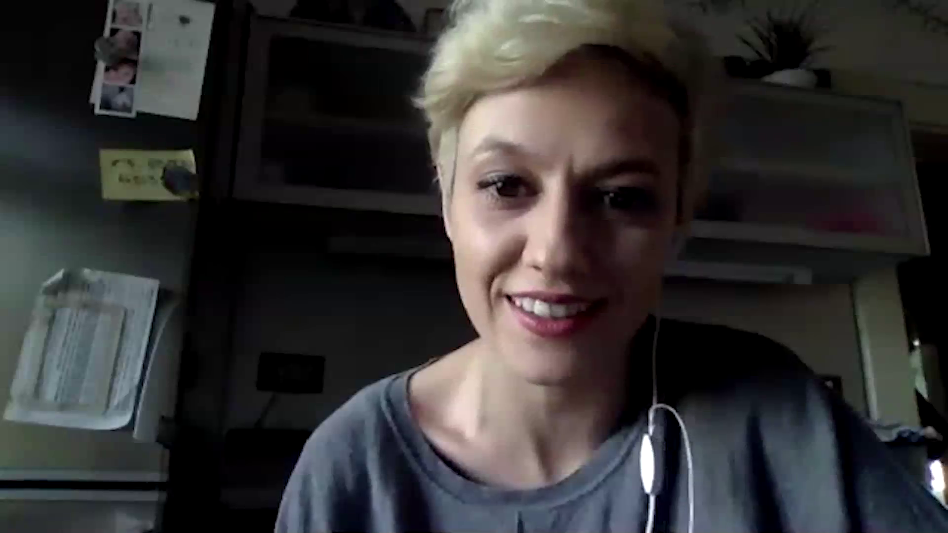 La un an de la închiderea teatrelor, actorii au fost nevoiți să se adapteze. Ada Galeș a creat un business cu produse de îngrijire