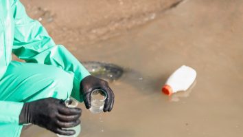 22 martie, Ziua Mondială a Apei. Anual, 14 miliarde de tone de deșeuri ajung în oceane