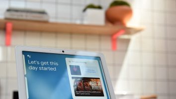 Boxa inteligentă de la Google are noi funcții. Vei putea monitoriza somnul și vei primi sfaturi ca să dormi mai bine