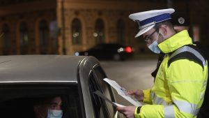 Carantină polițist
