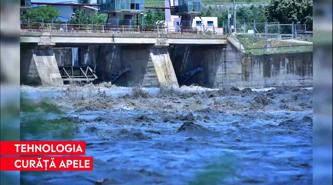 Activist Greenpeace: În viitorul apropiat sursele de apă potabilă se vor diminua. Cum se pot curăța apele cu ajutorul inteligenței artificiale