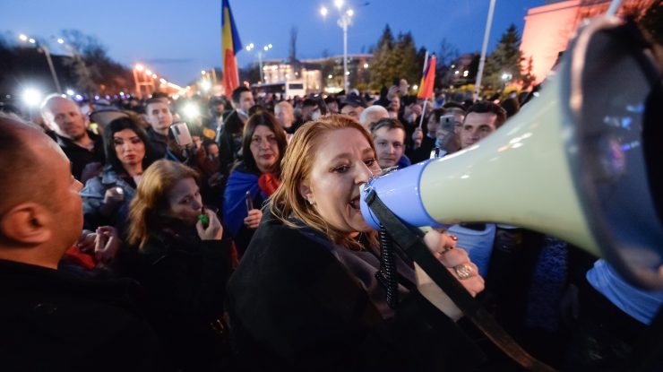 Senatoarea Șoșoacă: „Am reușit să conving 90% dintre români să nu se vaccineze”. Motivul pentru care spune că a fost dată afară din AUR