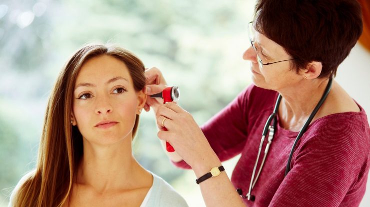 OMS avertizează: Aproximativ un sfert din populația lumii va avea probleme cu auzul până în 2050. Care sunt motivele