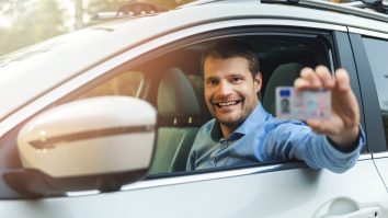 Record absolut. Un bărbat a picat examenul pentru permis de 192 de ori