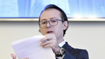 Conflict în Parlament pe miliarde de euro. PSD și PNL se ceartă pe banii pe care România îi așteaptă de la Bruxelles