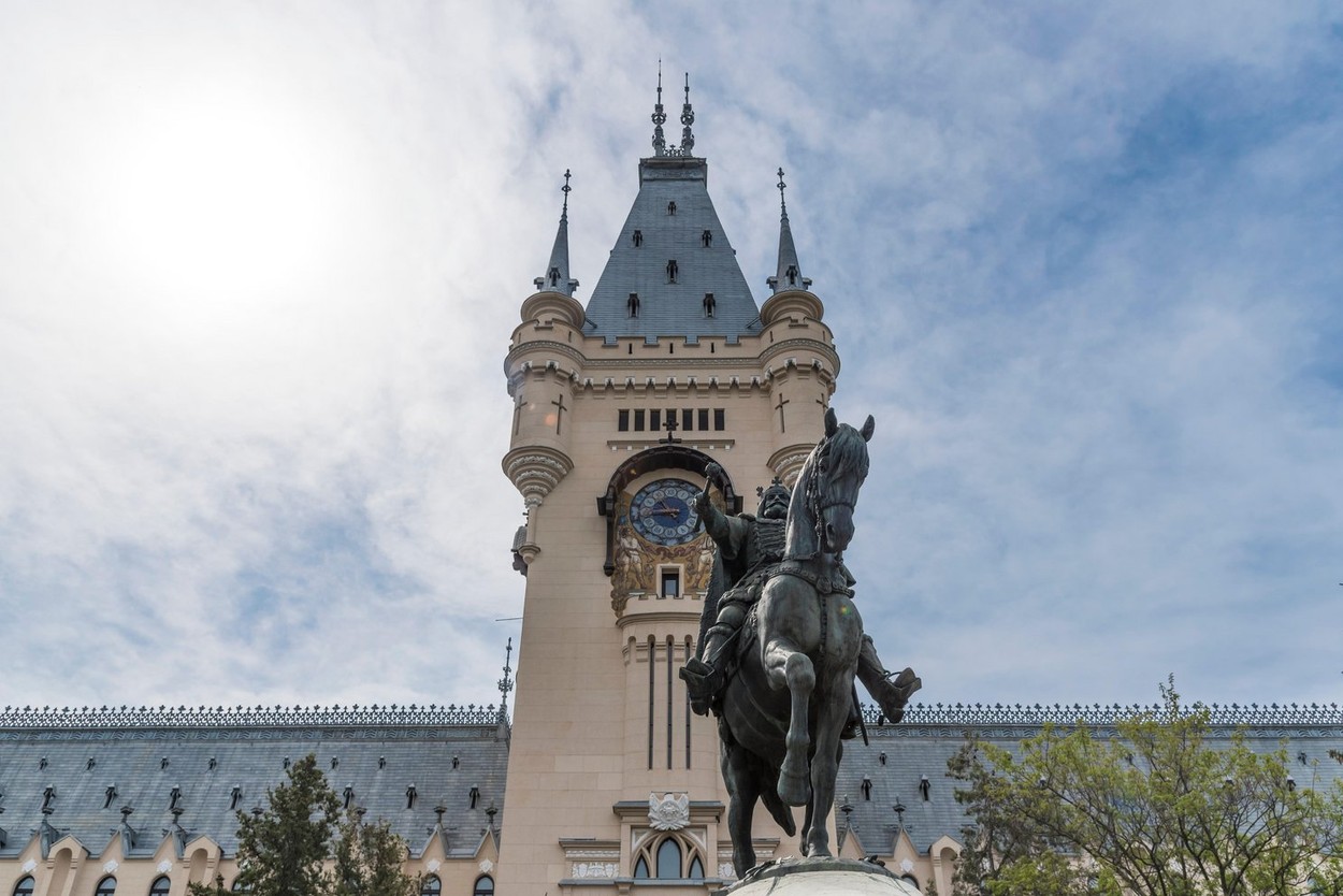 Municipiul Iaşi intră în scenariul roşu timp de două săptămâni