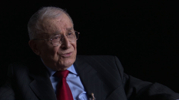 Reacția lui Ion Iliescu după vaccinul anti-COVID: „Pentru vârsta pe care o am, mă simt bine”