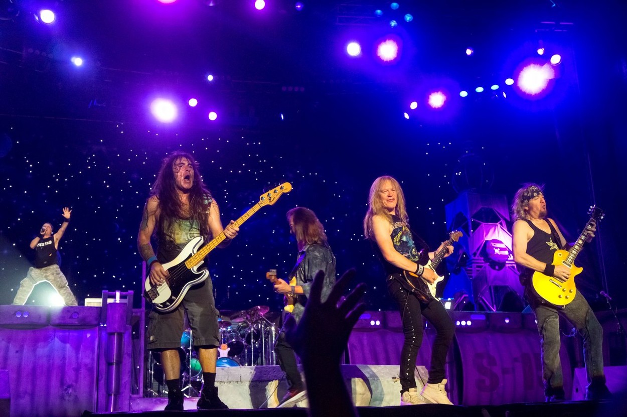 Rock and Roll Hall of Fame 2021: Foo Fighters, Tina Turner și Iron Maiden se numără printre nominalizați