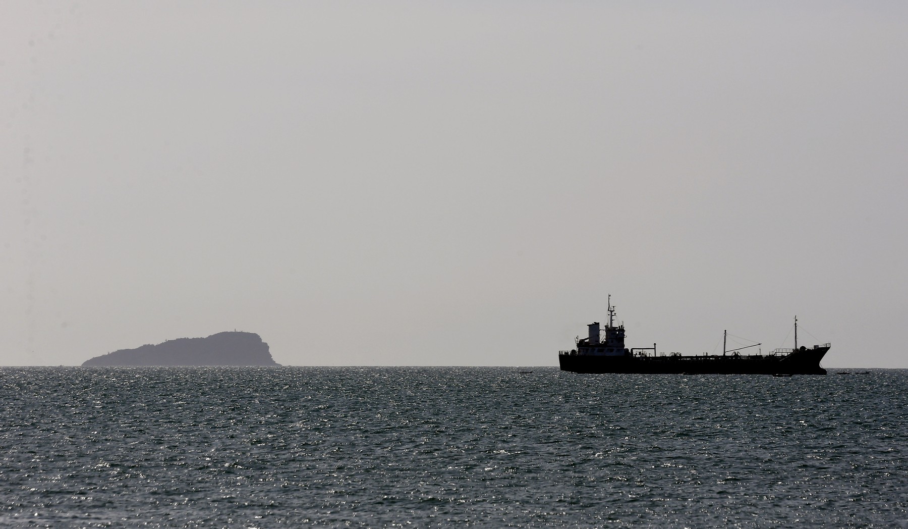 Mai mulți navigatori au fost răpiți în largul coastelor statului Benin, în Africa
