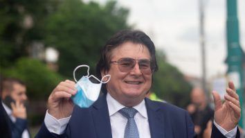 Nicolae Robu, fostul primar al Timişoarei, este de acord cu protestatarii: „Nu mai acceptăm restricții aberante”