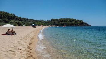 Grecii ne așteaptă în vacanțe la ei: „Pentru români, țara noastră se va deschide mult mai devreme”